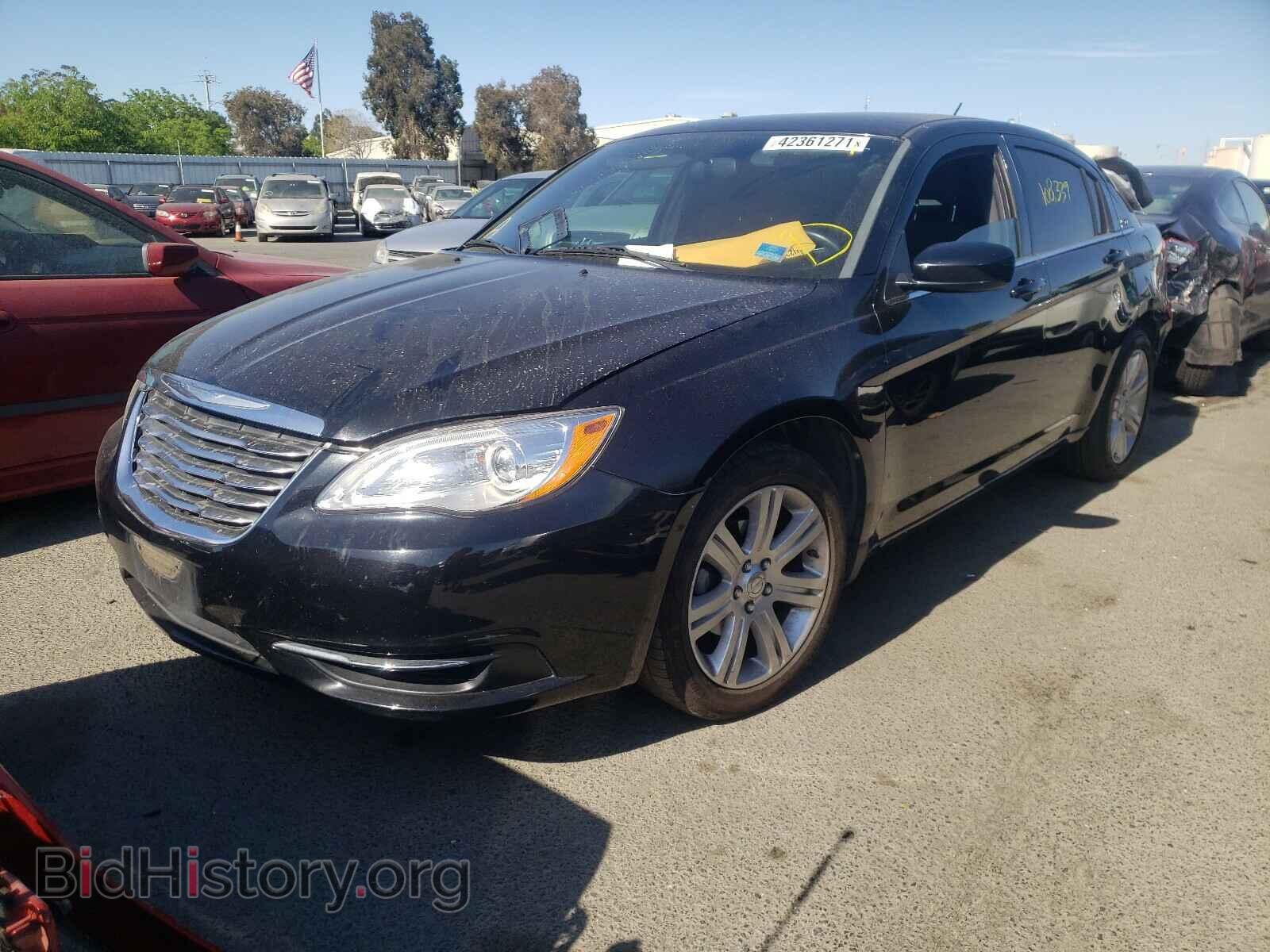 2013 CHRYSLER 200 - VIN: 1C3CCBBB5DN584519 - Фото 2