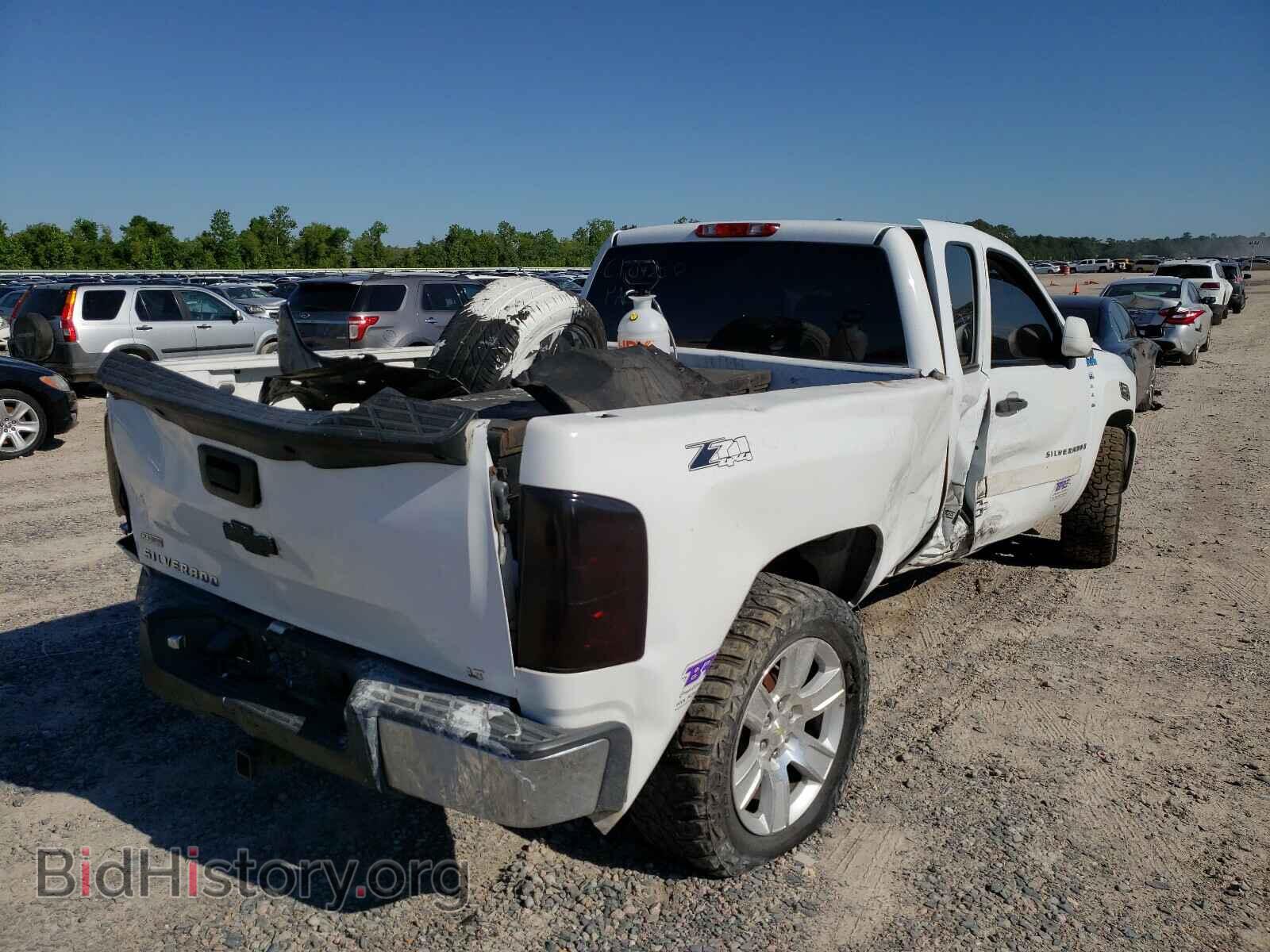 2007 CHEVROLET SILVERADO - VIN: 2GCEK190071676536 - Фото 4