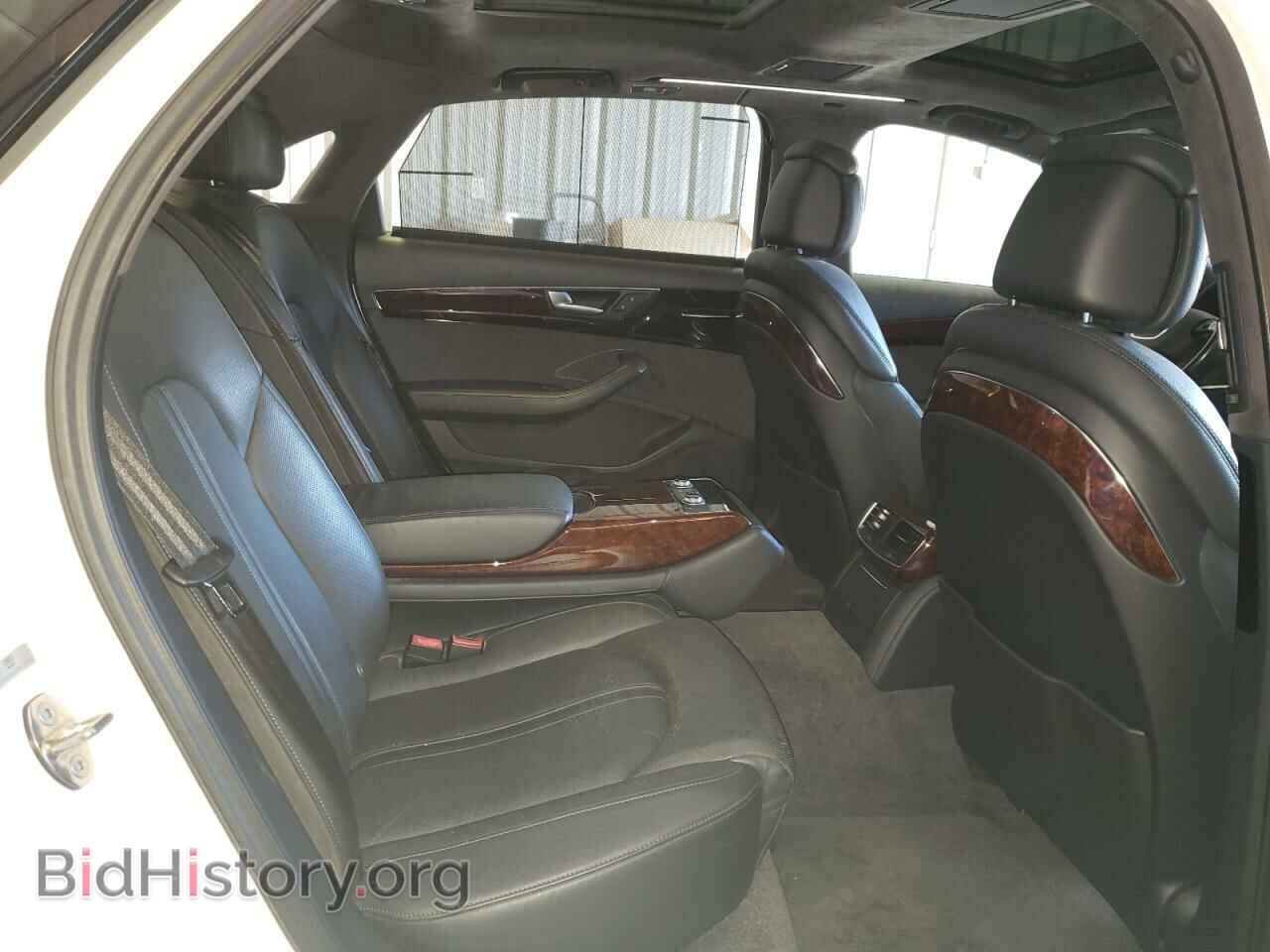 2011 AUDI A8 - VIN: WAURVAFD2BN012050 - Photo 10
