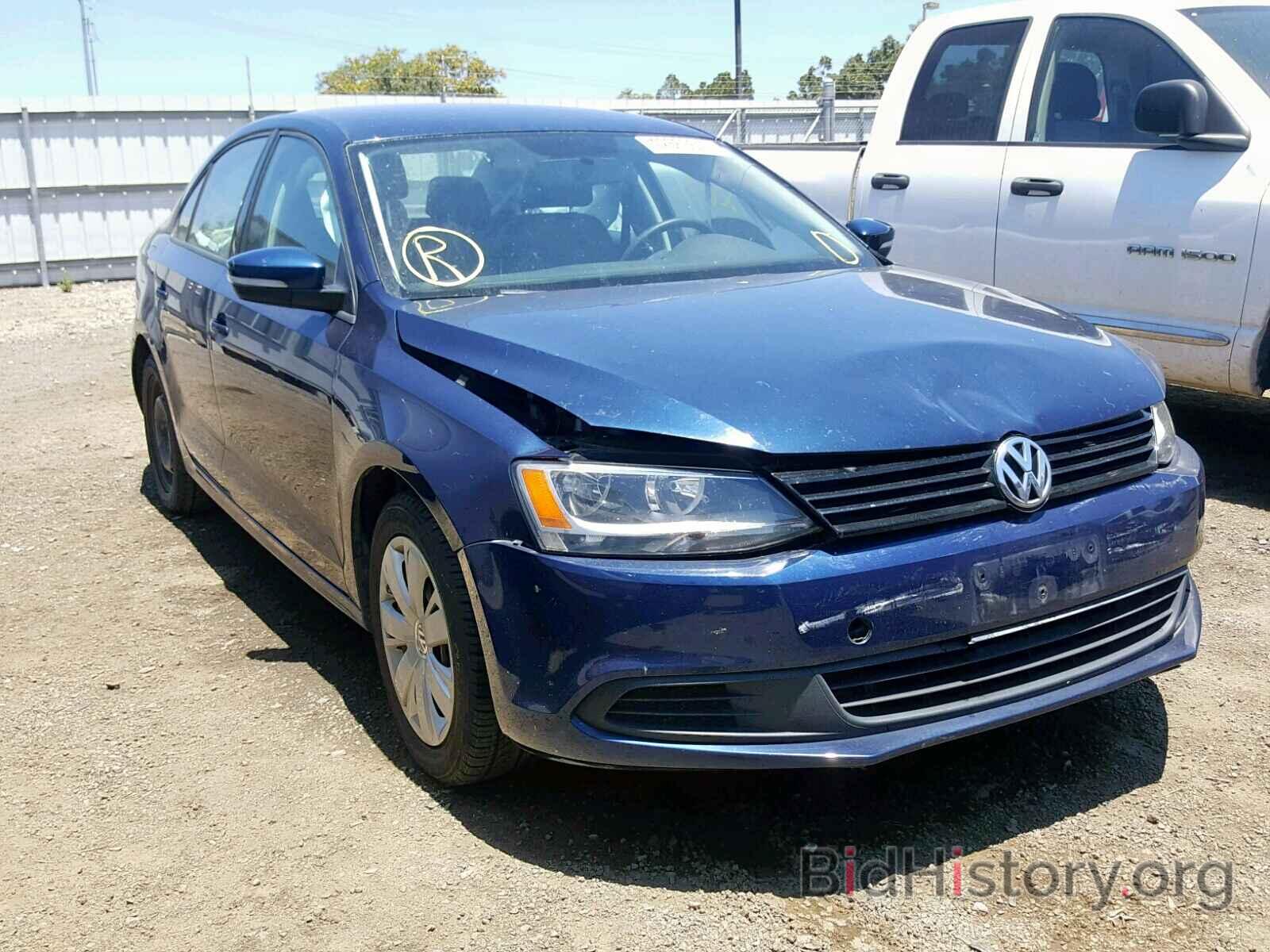 Photo 3VWD17AJ2EM415613 - VOLKSWAGEN JETTA 2014