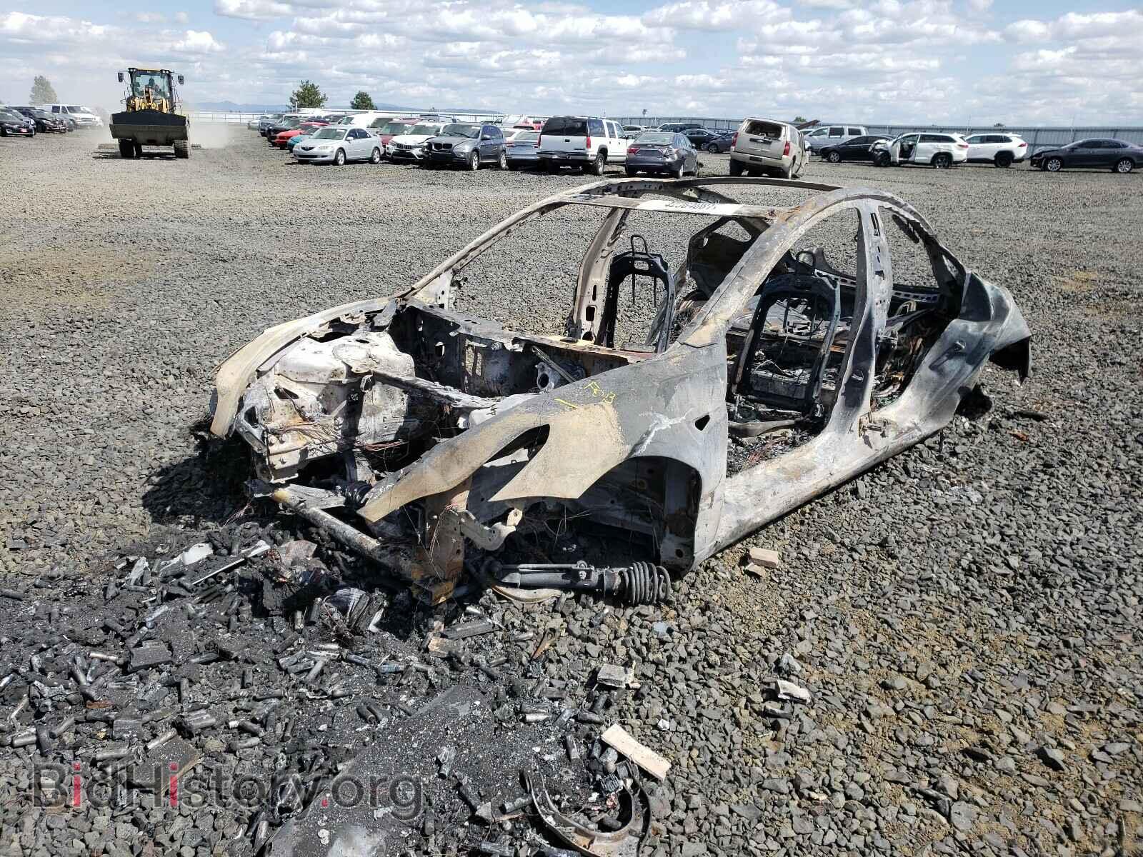 2018 TESLA MODEL 3 - VIN: 5YJ3E1EA6JF037885 - Фото 2