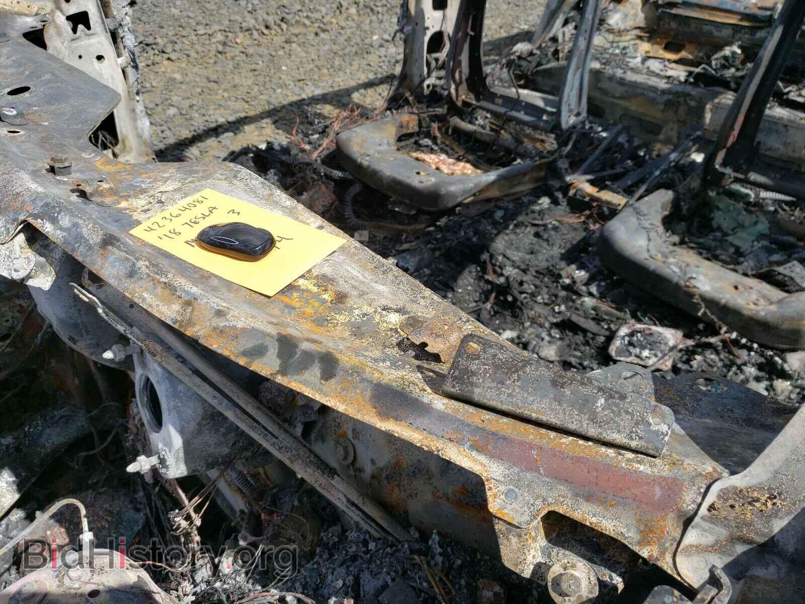 2018 TESLA MODEL 3 - VIN: 5YJ3E1EA6JF037885 - Фото 10
