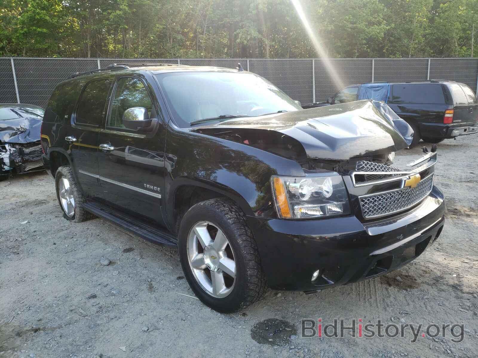 Photo 1GNSKCE00ER129606 - CHEVROLET TAHOE 2014