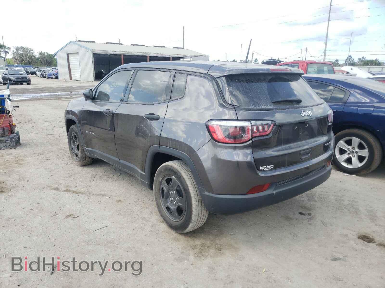 2018 JEEP COMPASS - VIN: 3C4NJCAB8JT368483 - Фото 3