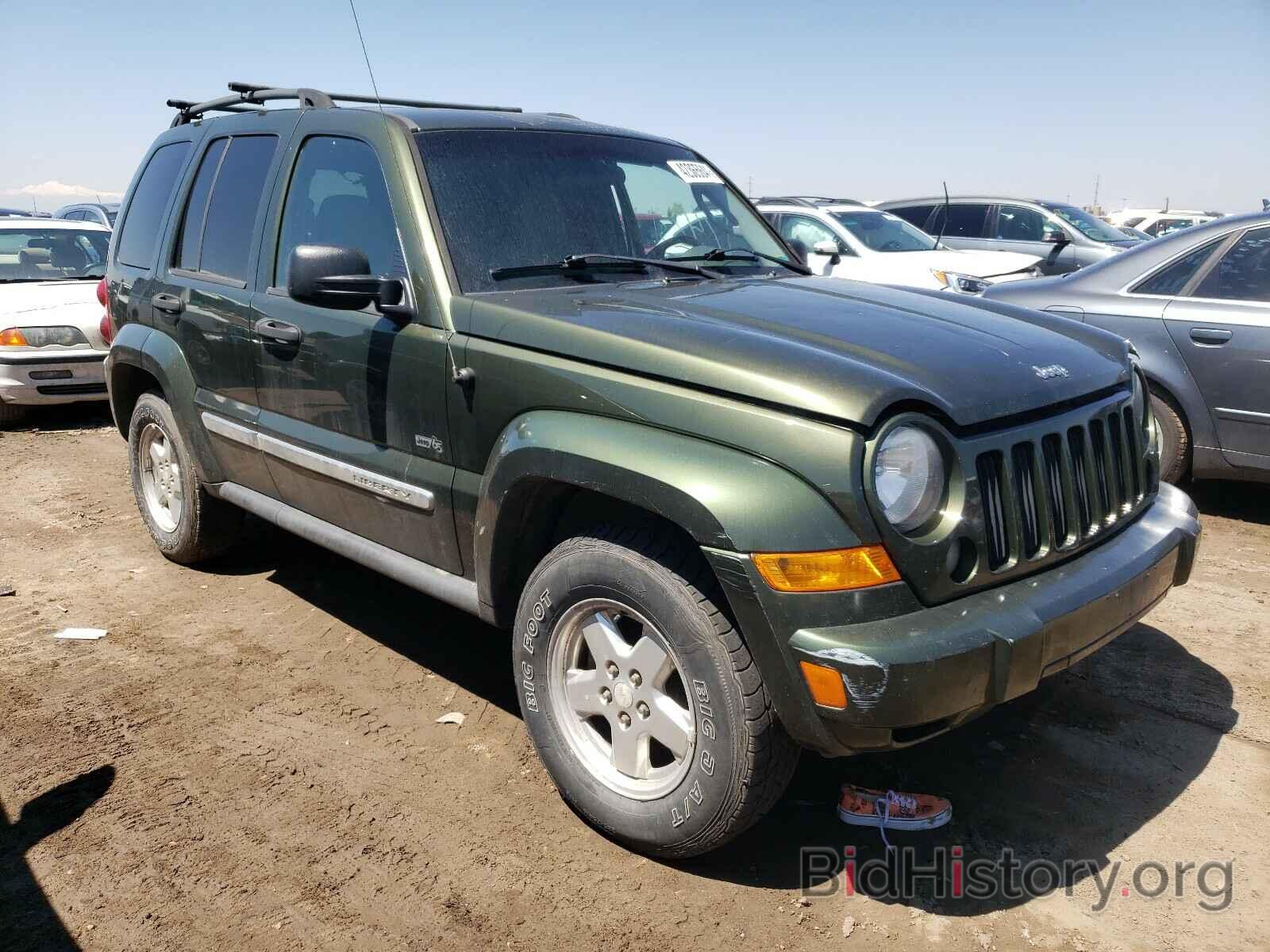 Photo 1J4GL48K46W294473 - JEEP LIBERTY 2006