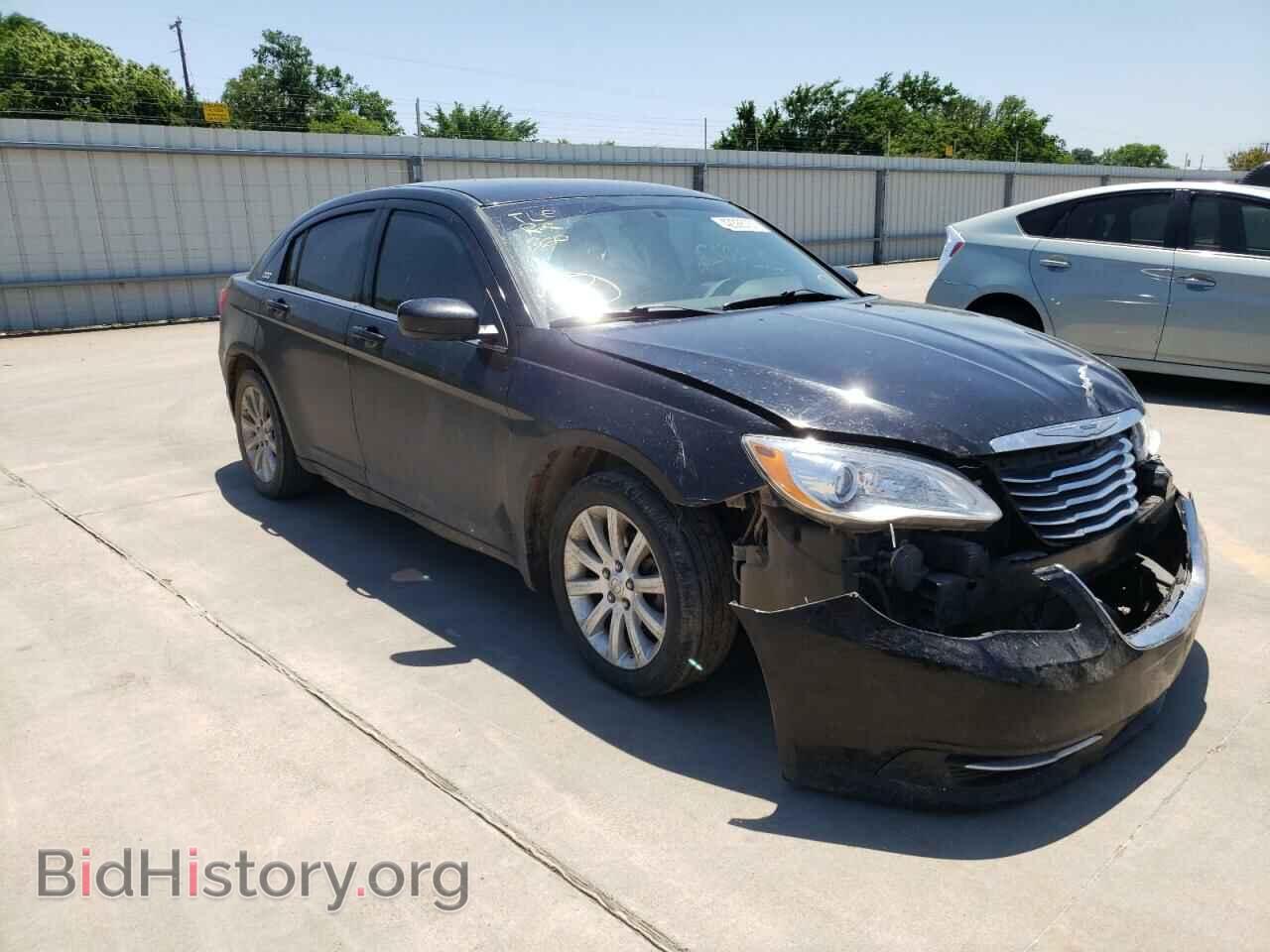 Photo 1C3BC1FB2BN607915 - CHRYSLER 200 2011