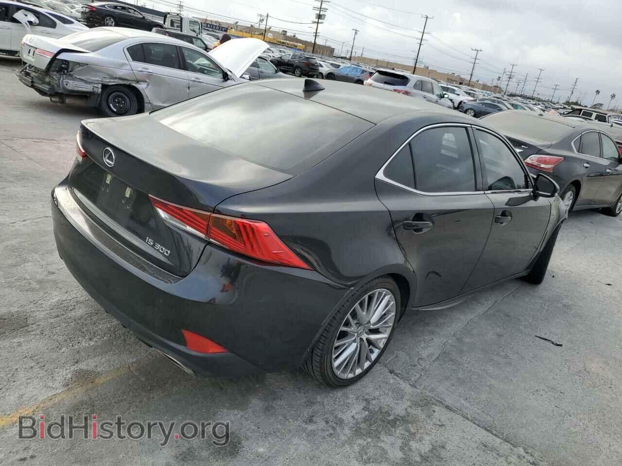 2018 LEXUS IS - VIN: JTHBA1D24J5068683 - Фото 3