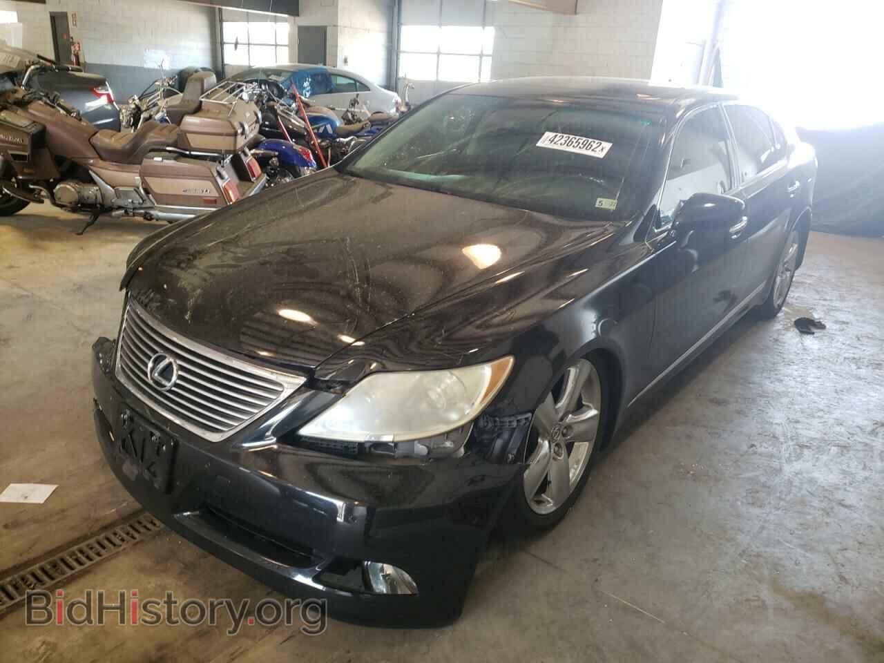 2007 LEXUS LS460 - VIN: JTHGL46FX75019014 - Photo 2