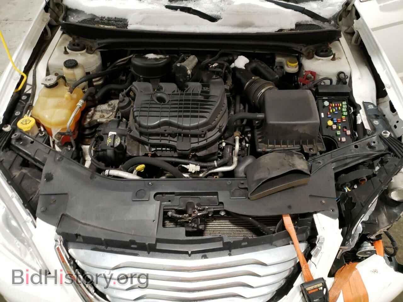 2011 CHRYSLER 200 - VIN: 1C3BC2FG3BN581049 - Photo 11