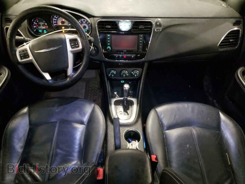 2011 Chrysler 200 (VIN 1C3BC2FG3BN581049) — фото 8 из 12
