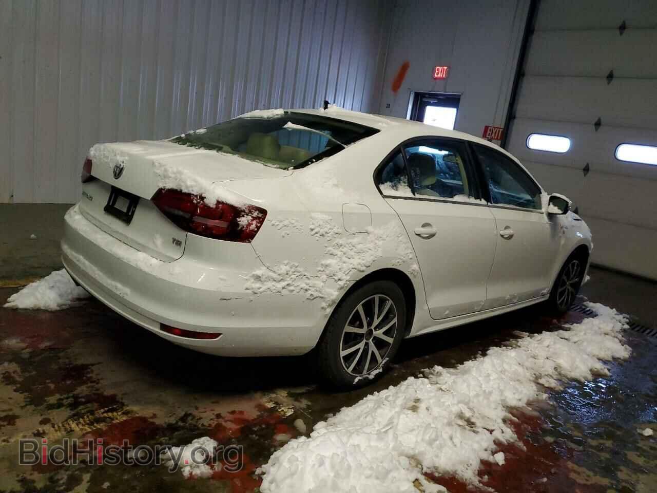2017 VOLKSWAGEN JETTA - VIN: 3VWB67AJ2HM399393 - Photo 3