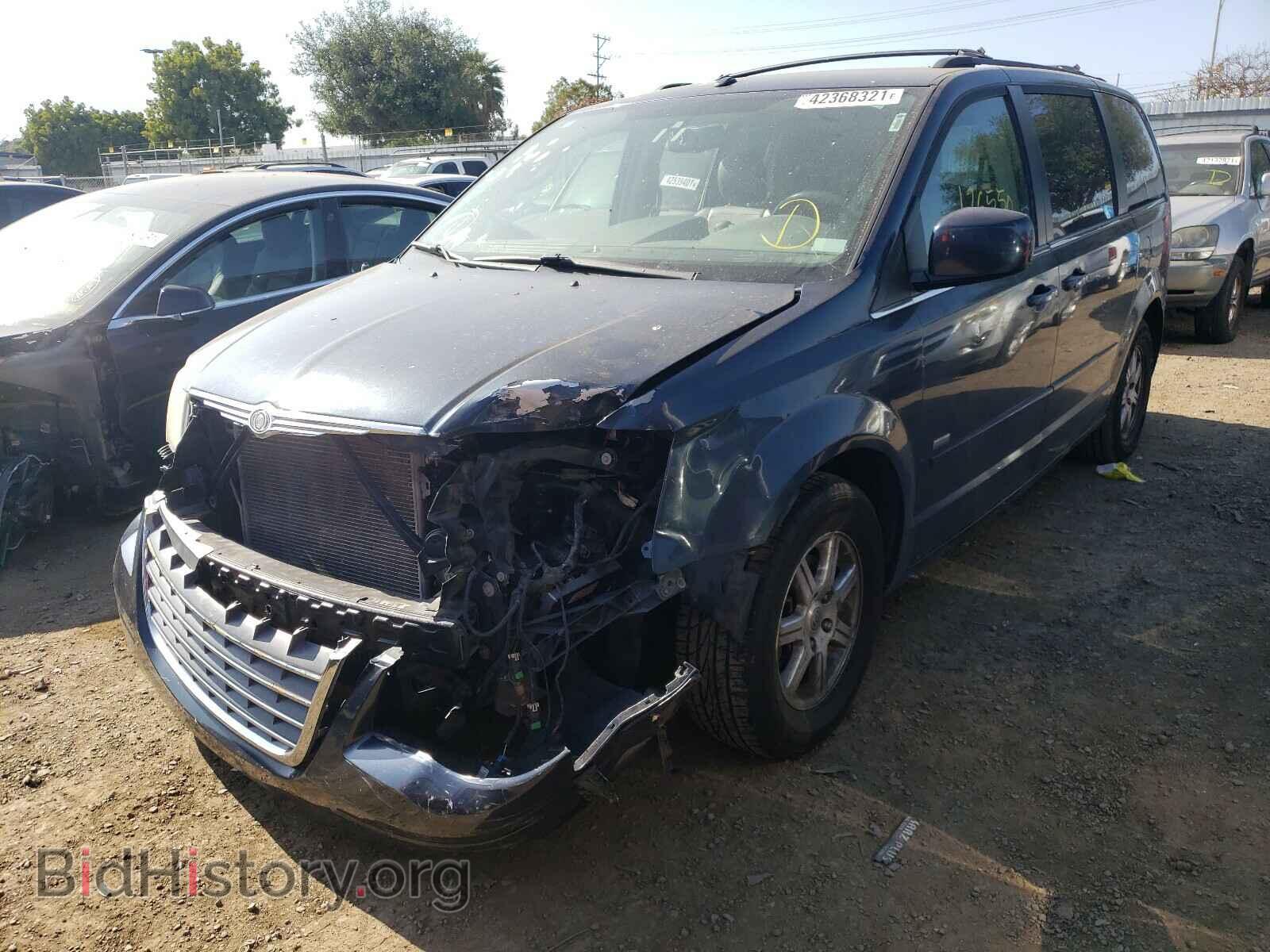 2008 CHRYSLER MINIVAN - VIN: 2A8HR54P48R740335 - Фото 2