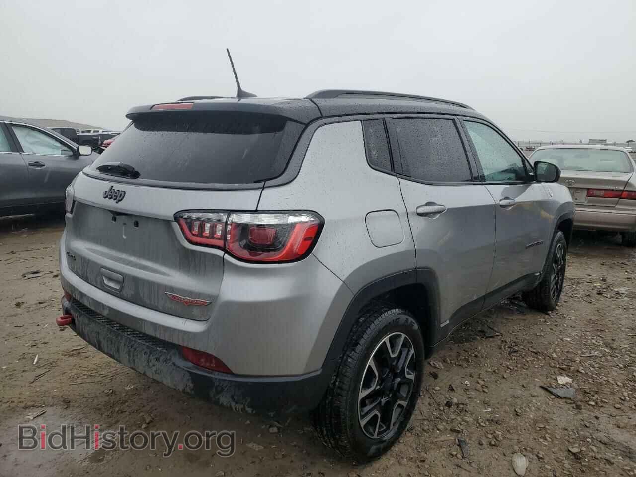 2019 JEEP COMPASS - VIN: 3C4NJDDB3KT752447 - Фото 3