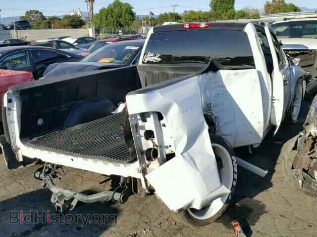 2010 CHEVROLET SILVERADO - VIN: 1GCPCPEX3AZ202946 - Фото 4