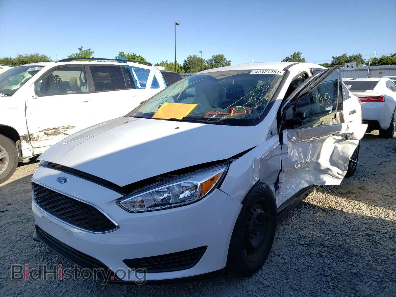 2017 FORD FOCUS - VIN: 1FADP3E27HL246052 - Фото 2