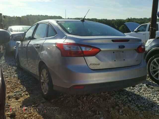 2012 Ford FOCUS (VIN 1FAHP3H28CL122541) — фото 3 из 10