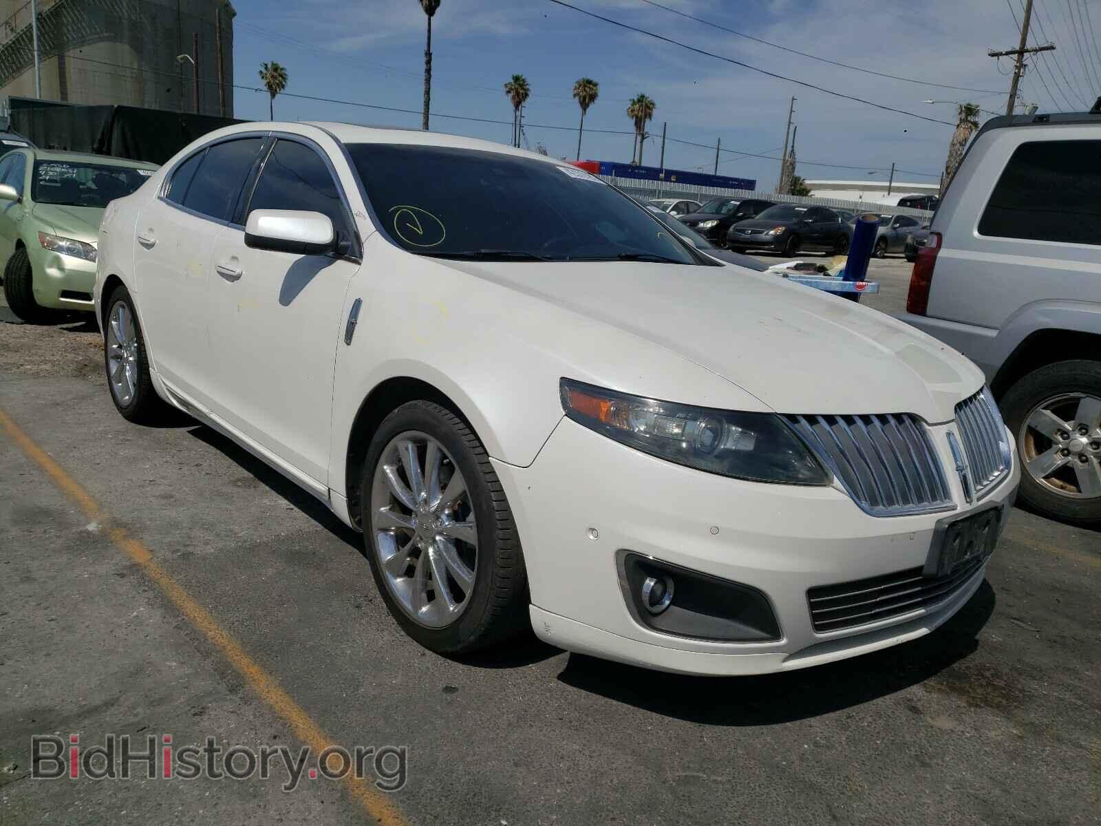 Photo 1LNHL9FT5AG611839 - LINCOLN MKS 2010