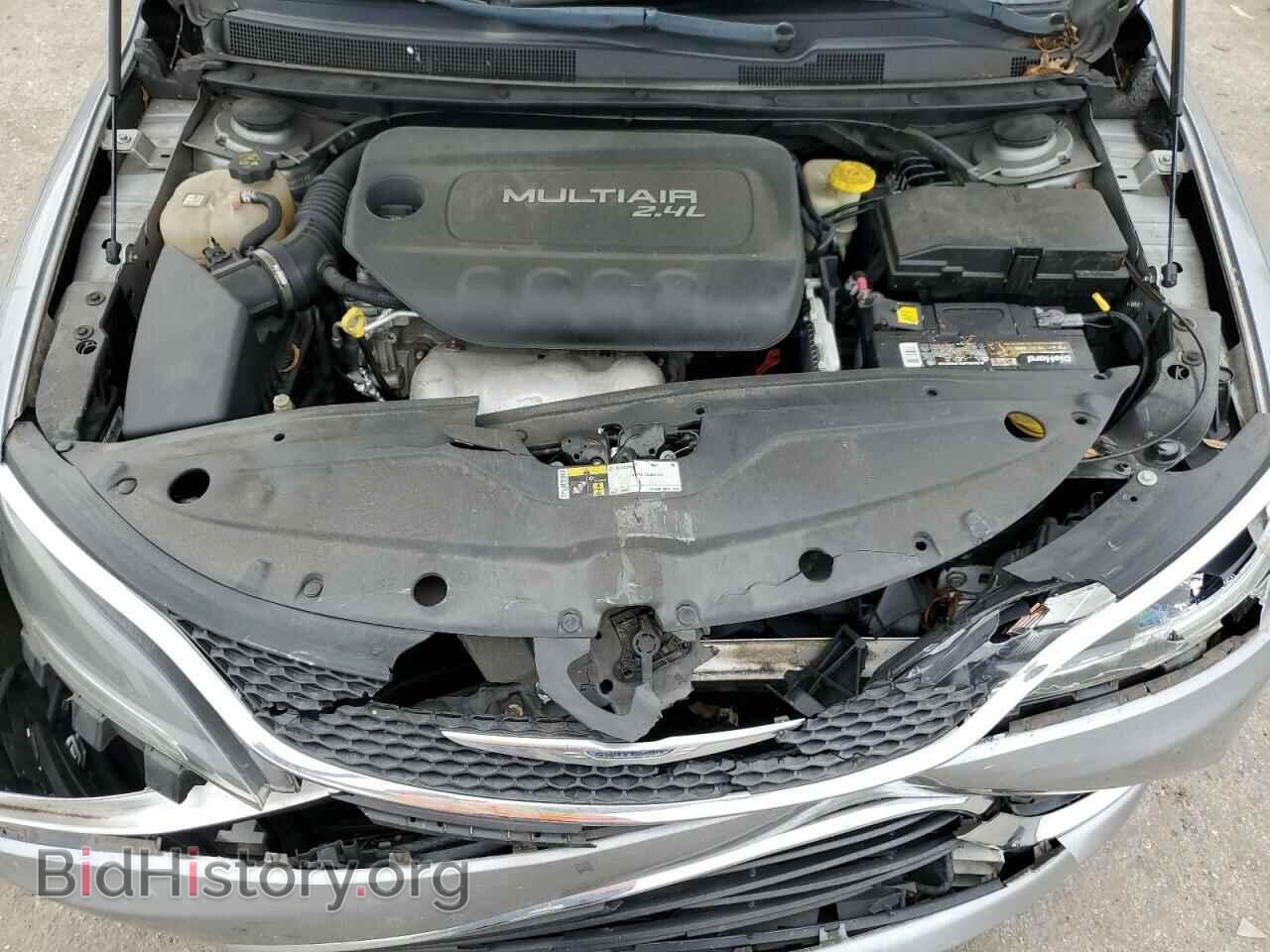 2016 CHRYSLER 200 - VIN: 1C3CCCAB8GN107806 - Фото 11