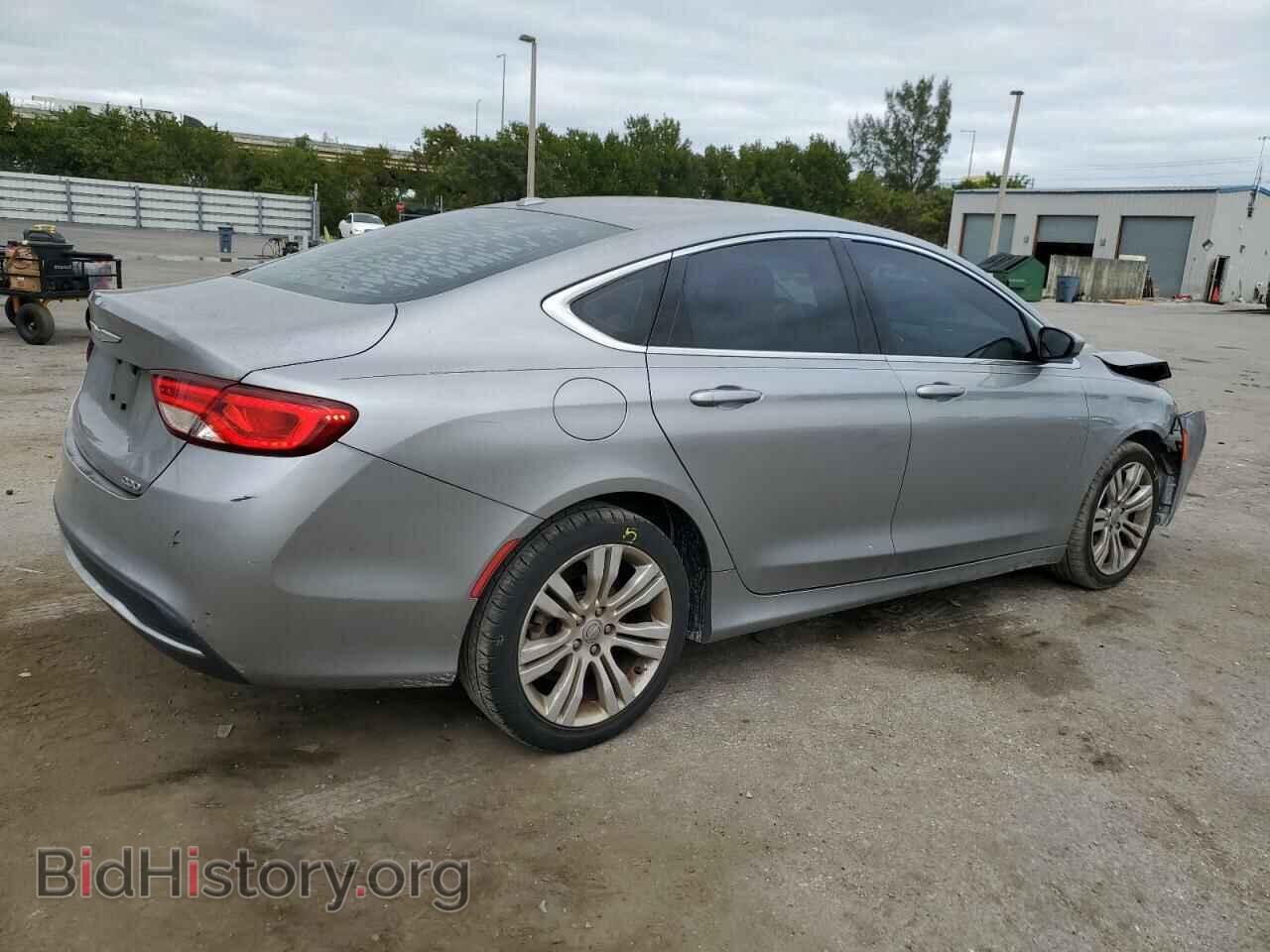 2016 CHRYSLER 200 - VIN: 1C3CCCAB8GN107806 - Фото 3