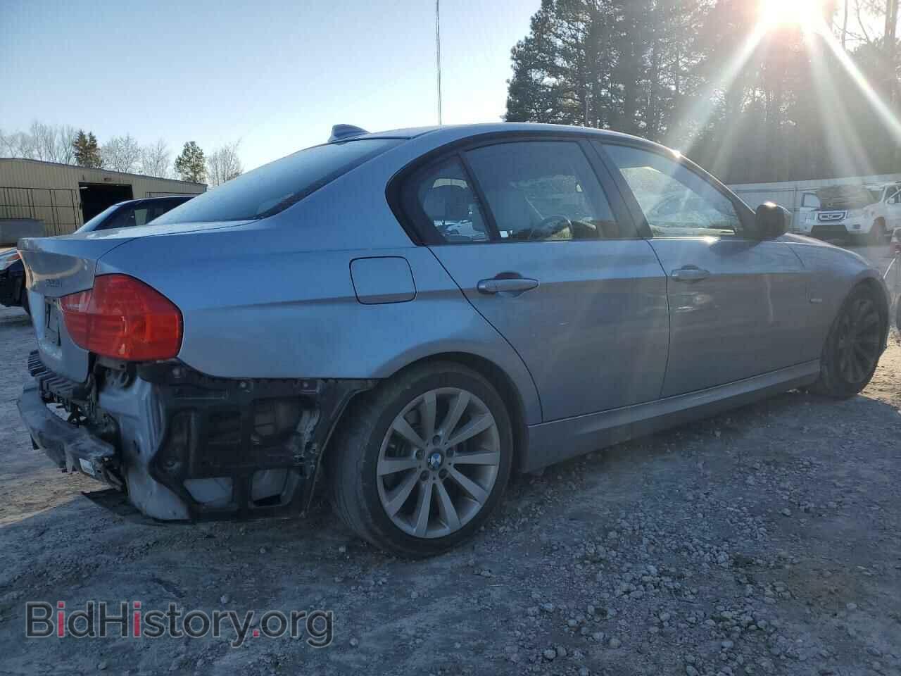 2011 BMW 3 SERIES - VIN: WBAPH7C5XBE678006 - Фото 3