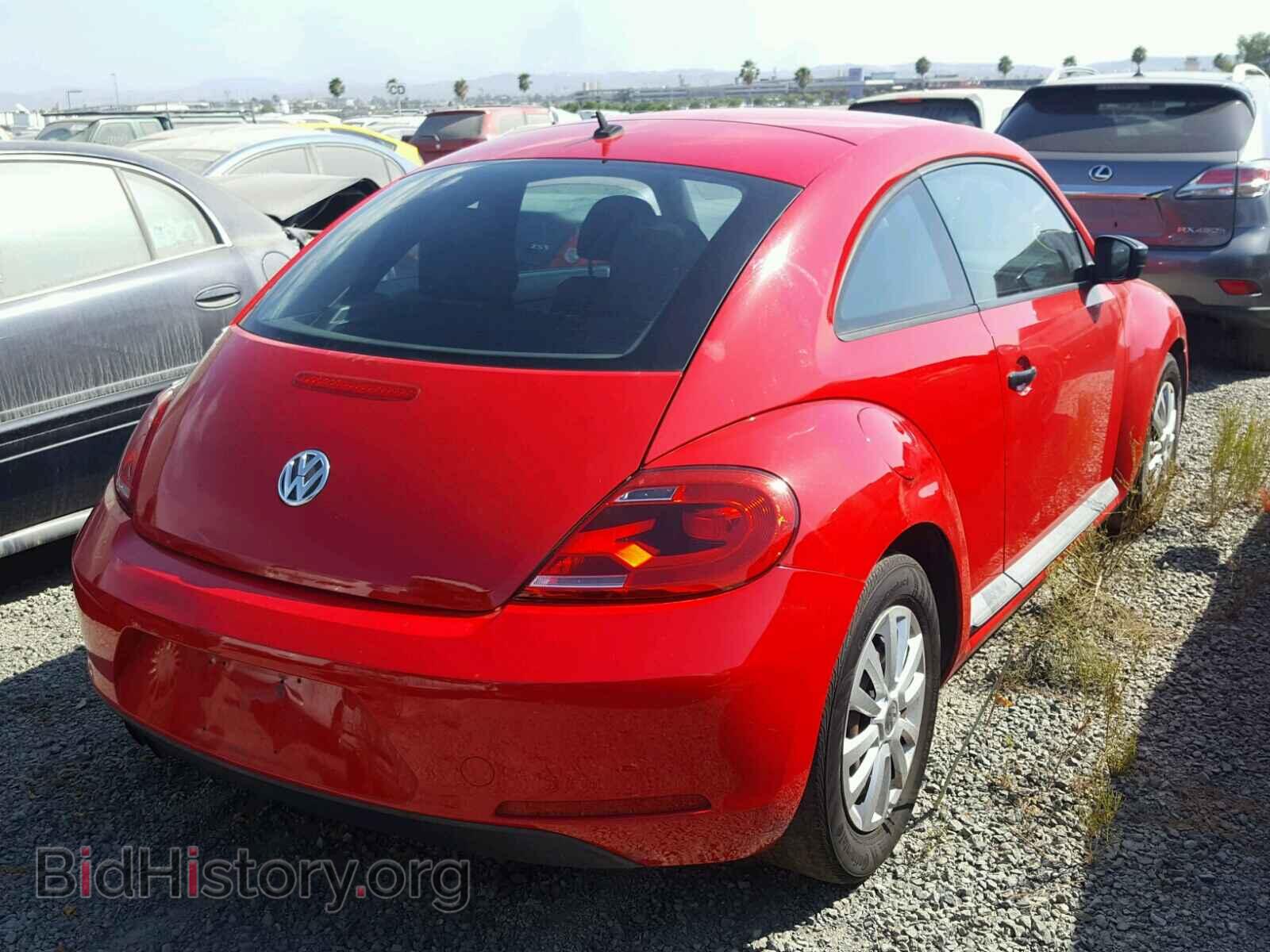 2012 VOLKSWAGEN BEETLE - VIN: 3VWFP7AT8CM616308 - Фото 4