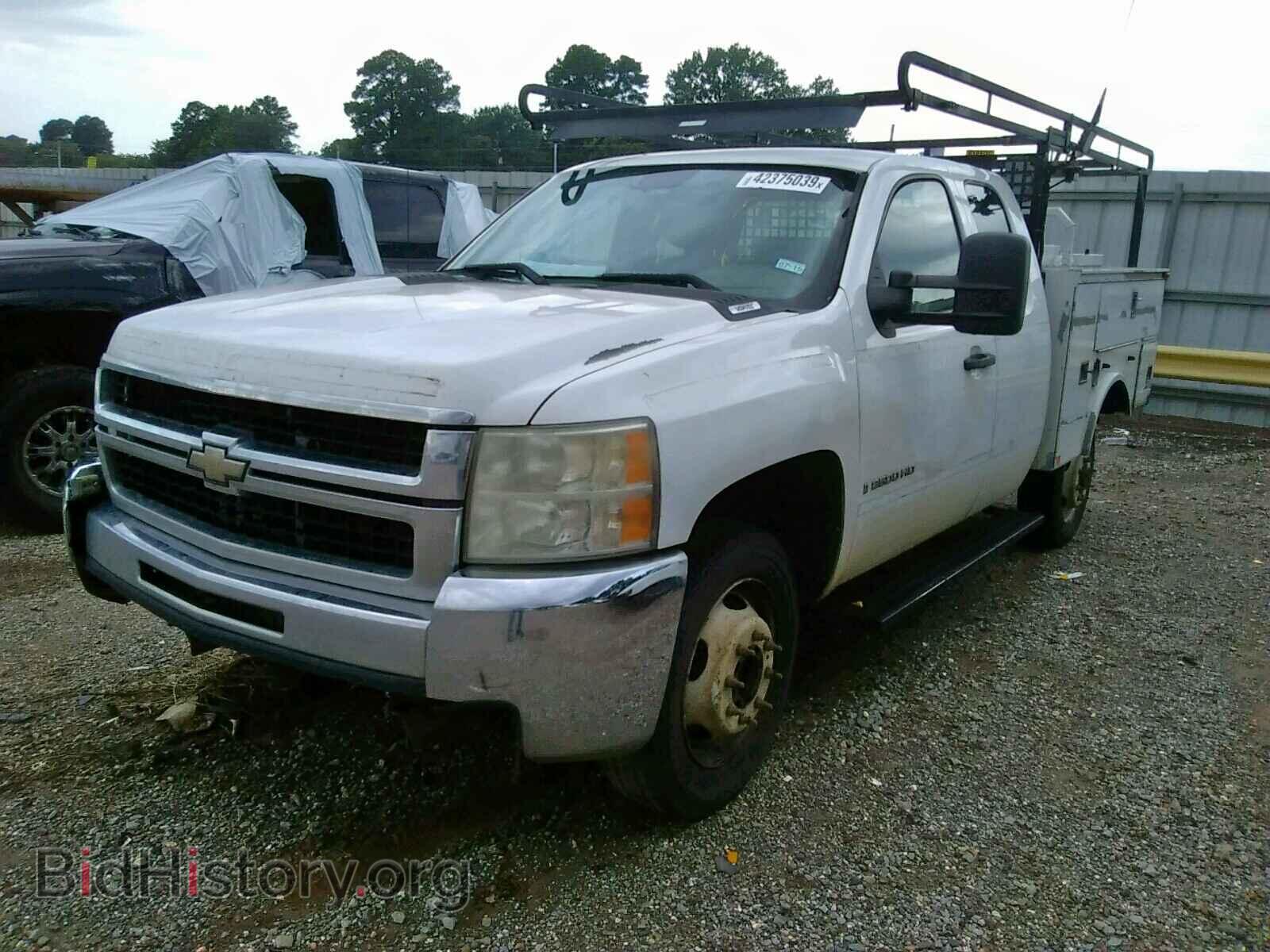 2009 CHEVROLET SILVERADO - VIN: 1GCHC49K59E161112 - Фото 2
