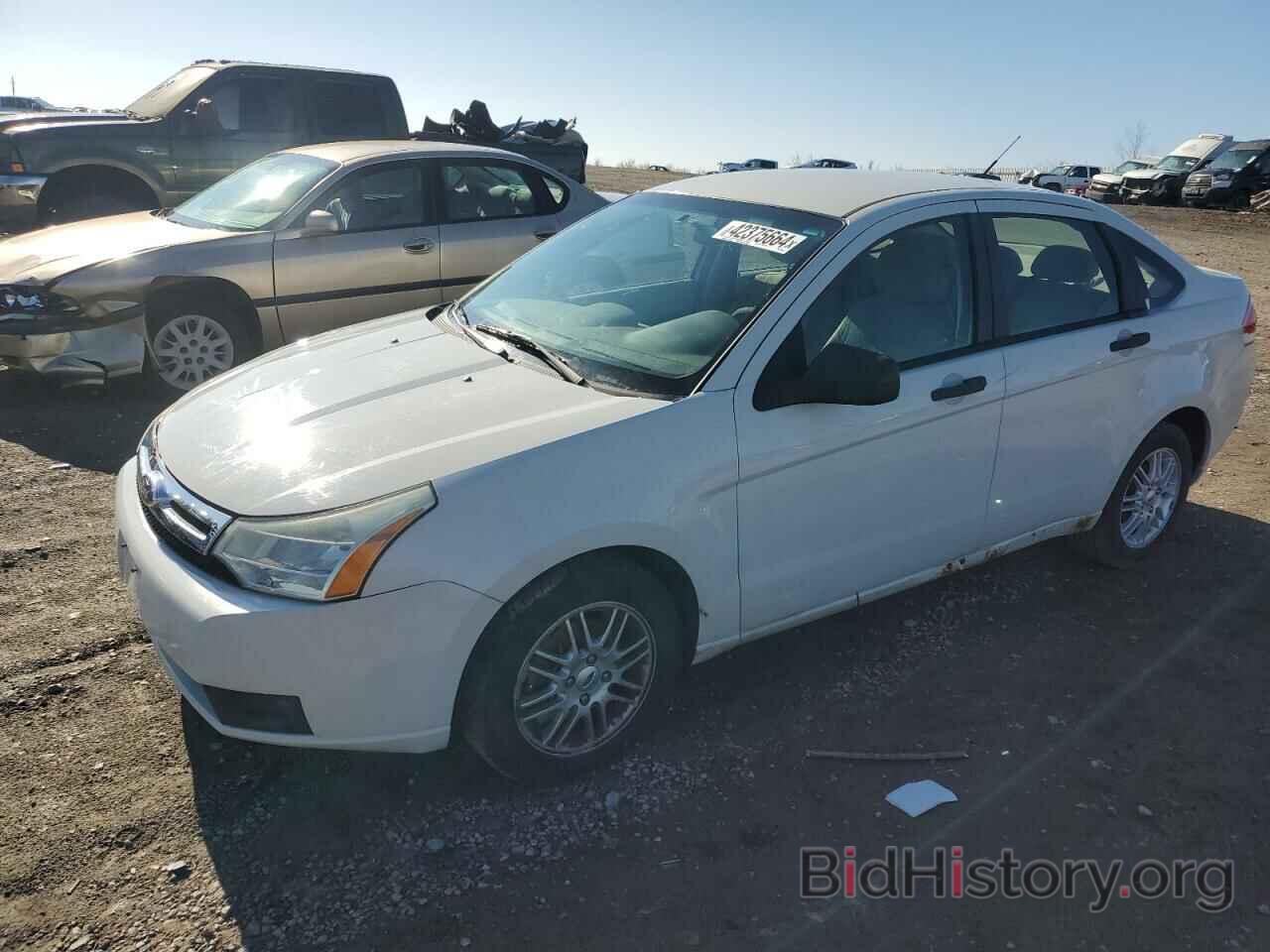 Photo 1FAHP35N89W270565 - FORD FOCUS 2009