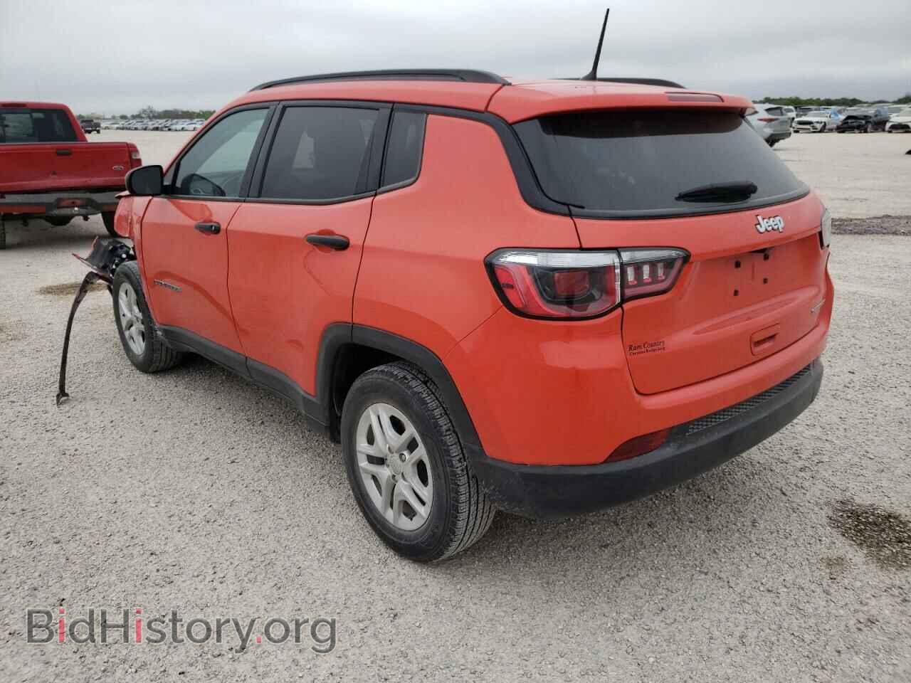2018 JEEP COMPASS - VIN: 3C4NJCAB7JT471569 - Фото 3