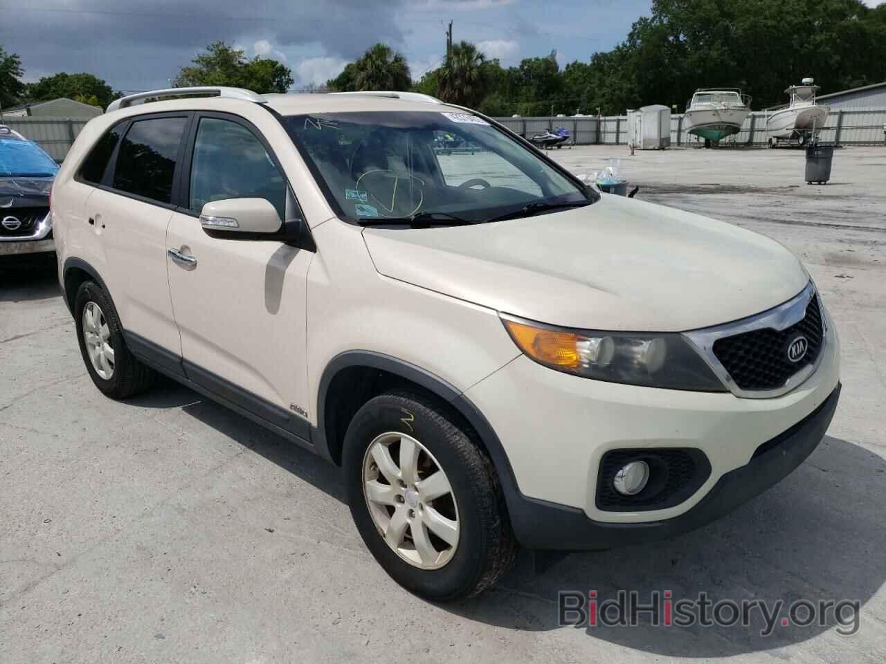 Photo 5XYKTCA19BG111863 - KIA SORENTO 2011