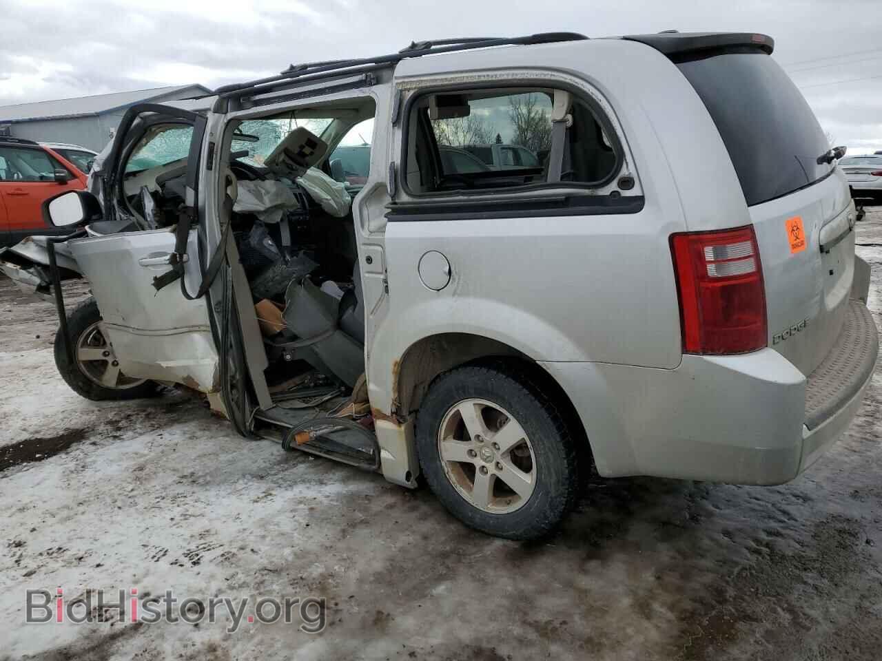 2010 DODGE CARAVAN - VIN: 2D4RN5D10AR252110 - Фото 2