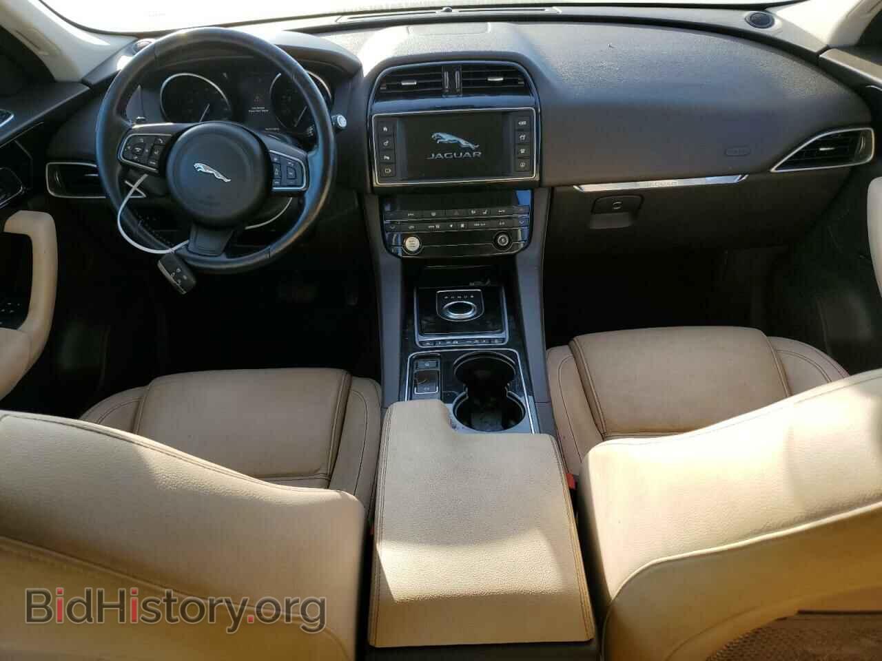 2017 JAGUAR F-PACE - VIN: SADCK2BV8HA499586 - Фото 8