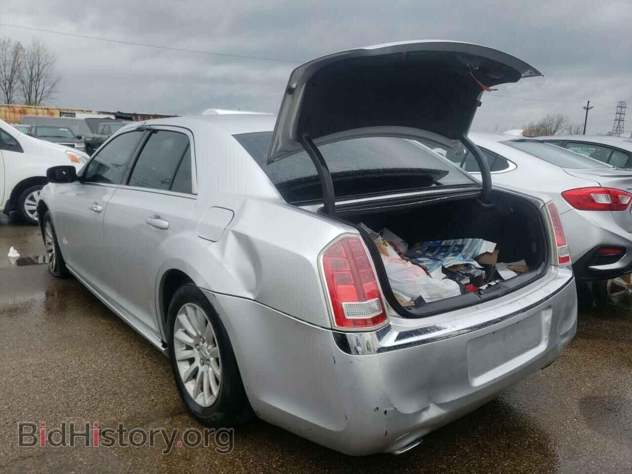 2012 CHRYSLER 300 - VIN: 2C3CCAAG8CH113902 - Фото 3