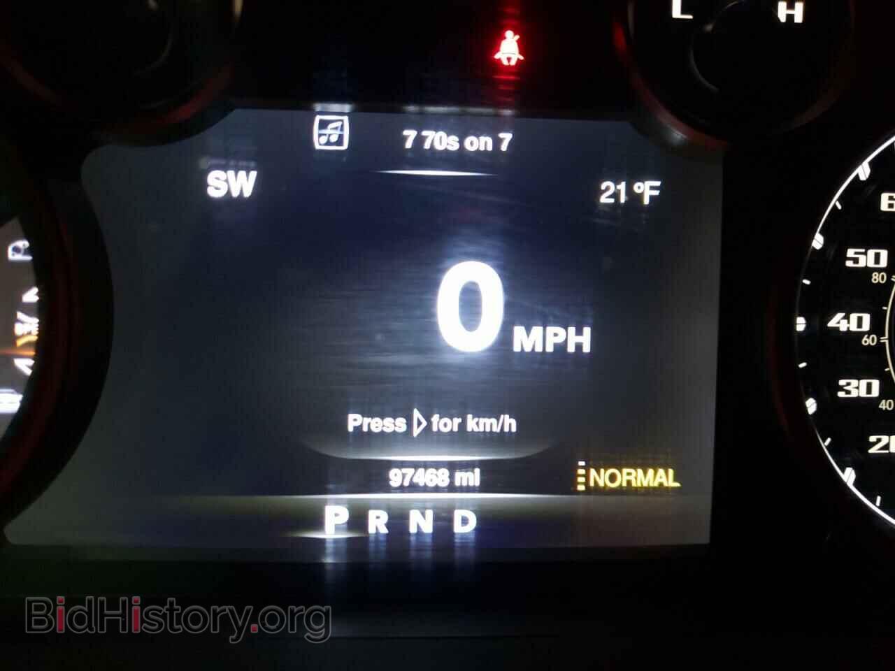 2016 RAM 1500 - VIN: 1C6RR7YT8GS342130 - Фото 9