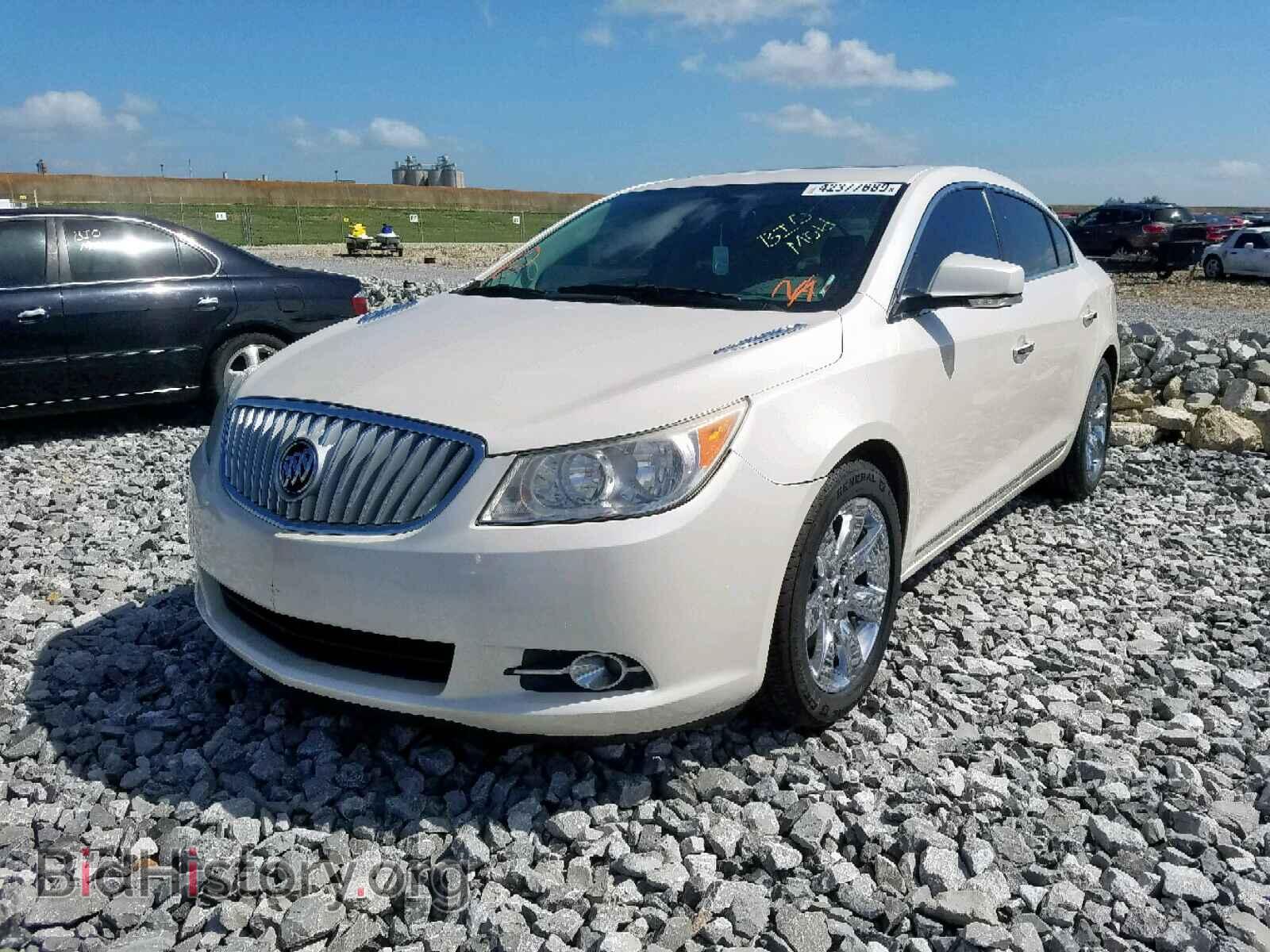2011 BUICK LACROSSE - VIN: 1G4GE5ED5BF278932 - Фото 2