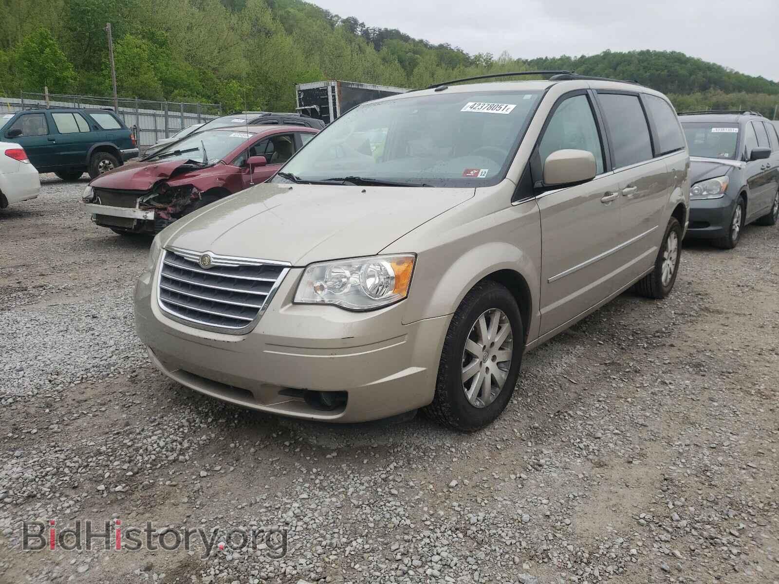 2009 CHRYSLER MINIVAN - VIN: 2A8HR54109R520879 - Фото 2