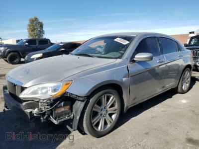 2013 Chrysler 200 LX, silver — VIN 1C3CCBAB9DN715114, Copart