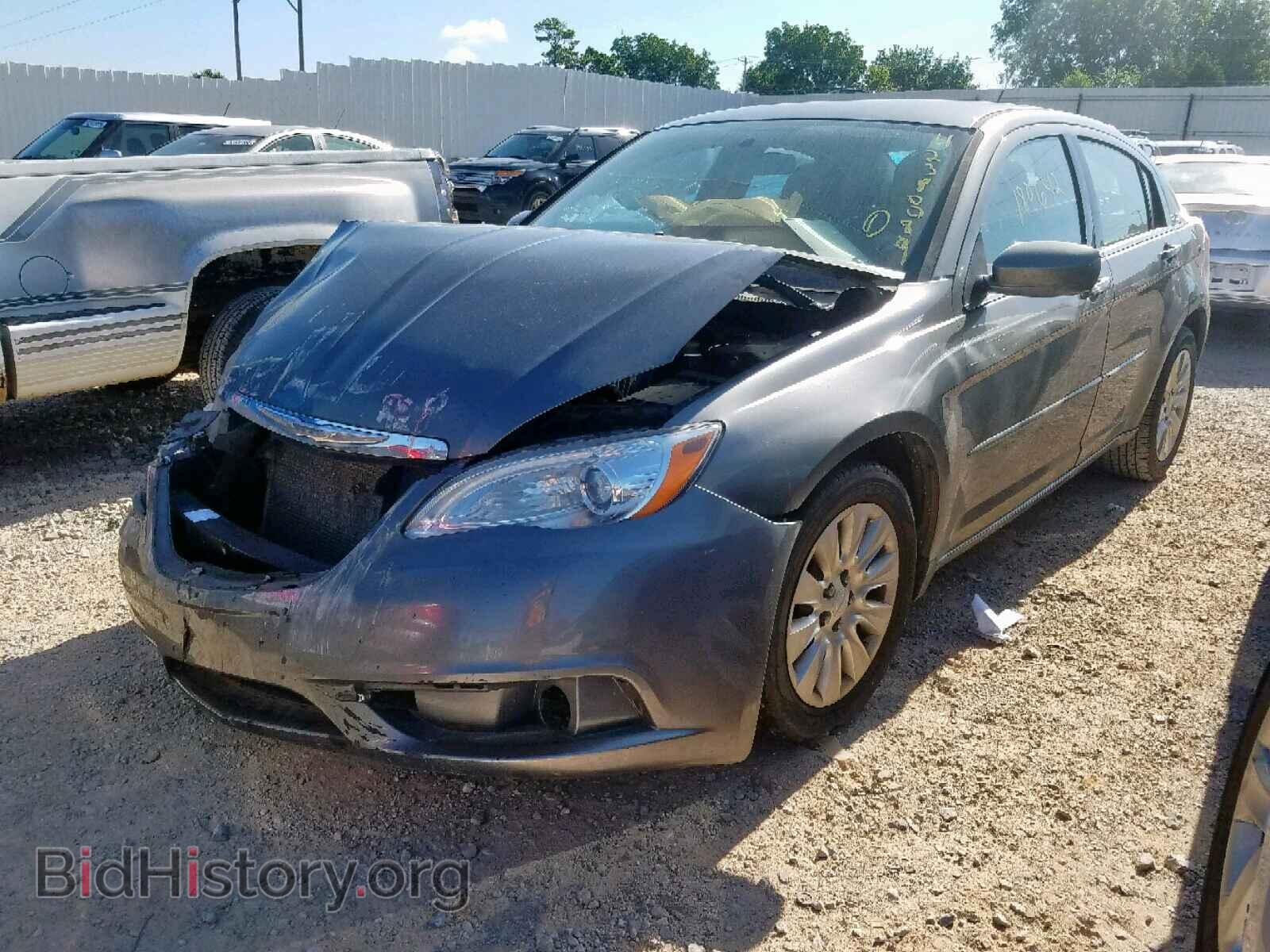 2012 CHRYSLER 200 - VIN: 1C3CCBAB8CN170389 - Фото 2