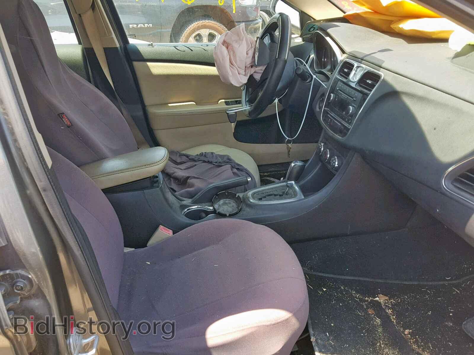 2012 CHRYSLER 200 - VIN: 1C3CCBAB8CN170389 - Фото 5