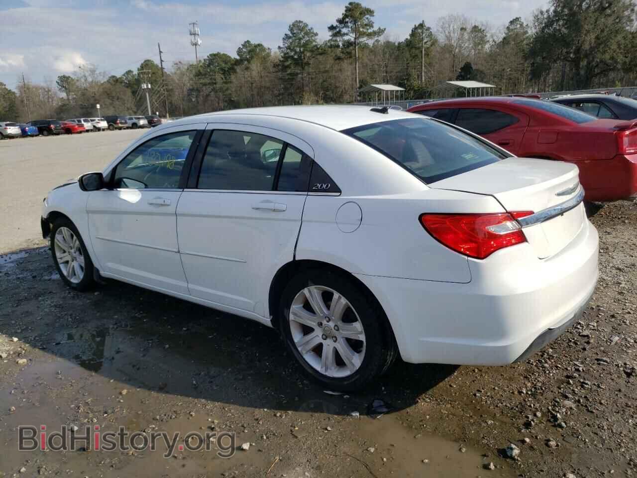 2013 CHRYSLER 200 - VIN: 1C3CCBBB2DN639671 - Фото 2