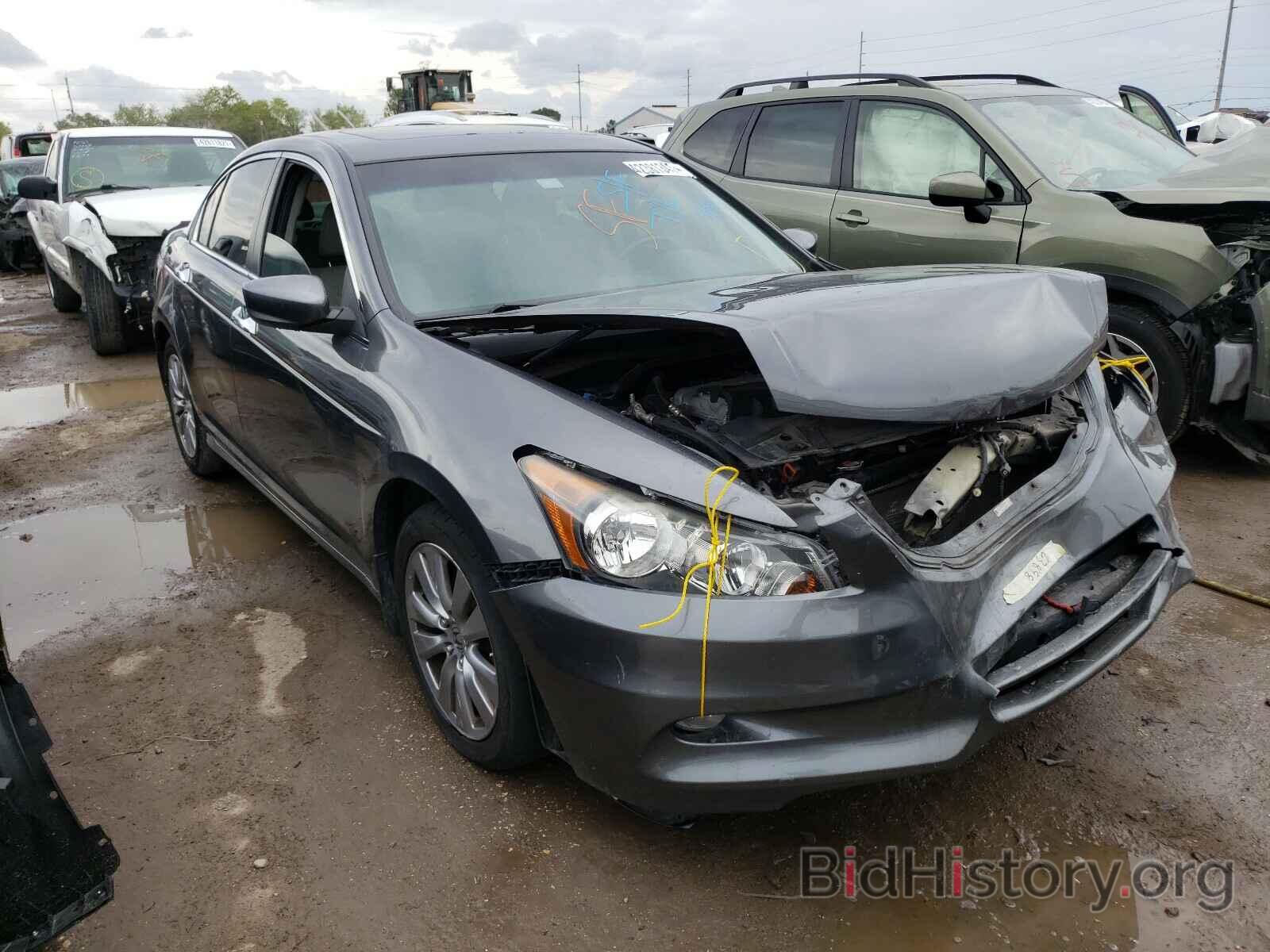 Photo 1HGCP3F84CA040511 - HONDA ACCORD 2012