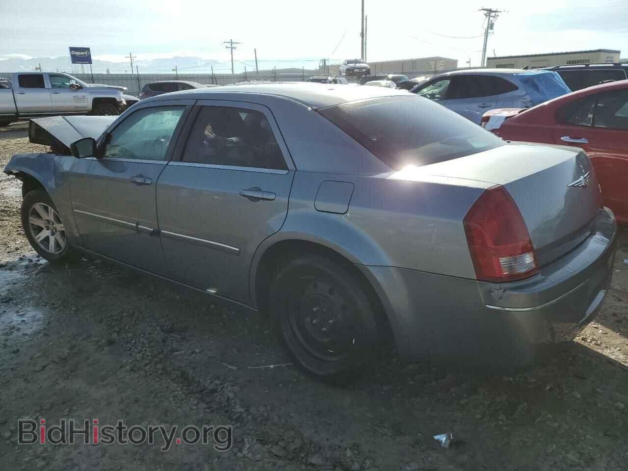 2006 CHRYSLER 300 - VIN: 2C3KA53G56H412452 - Фото 2