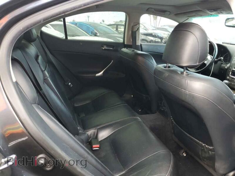 2011 Lexus IS (VIN JTHBF5C20B5138563) — фото 10 из 13