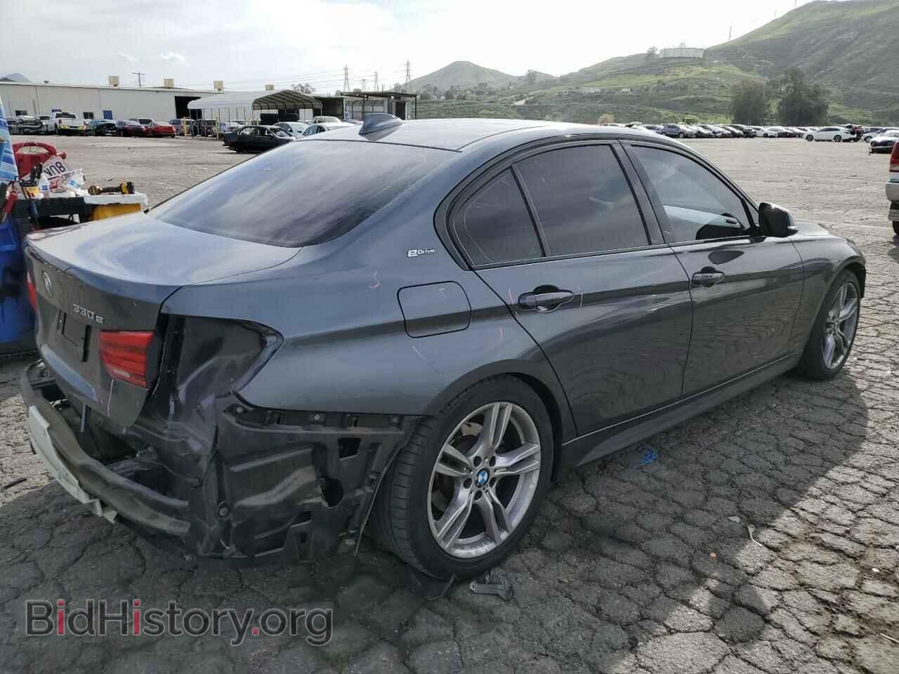 2017 BMW 3 SERIES - VIN: WBA8E1C37HA030065 - Фото 3