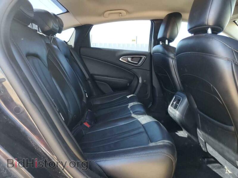 2016 Chrysler 200 (VIN 1C3CCCABXGN192146) — фото 10 из 12