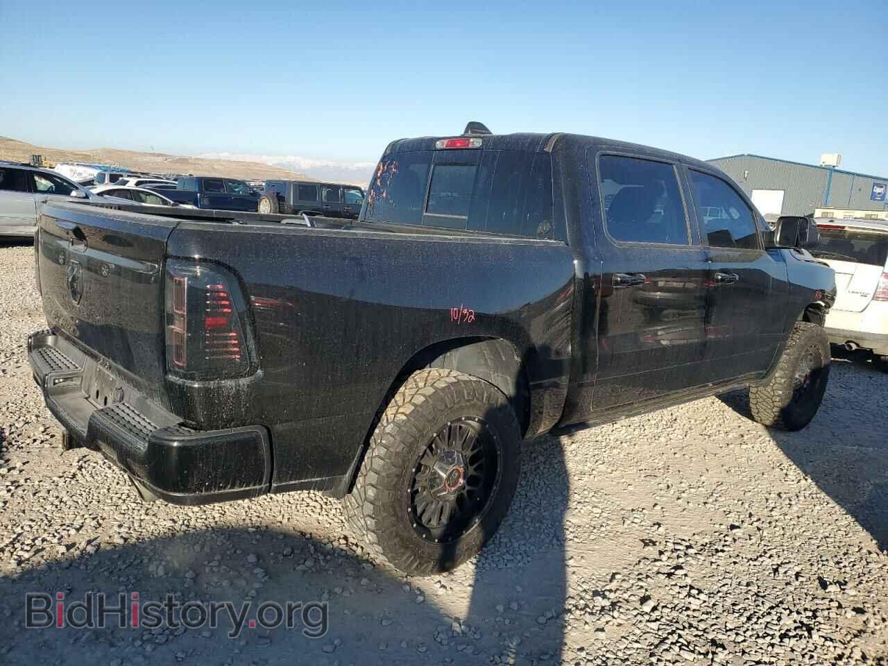 2019 RAM 1500 - VIN: 1C6SRFFTXKN781657 - Фото 3