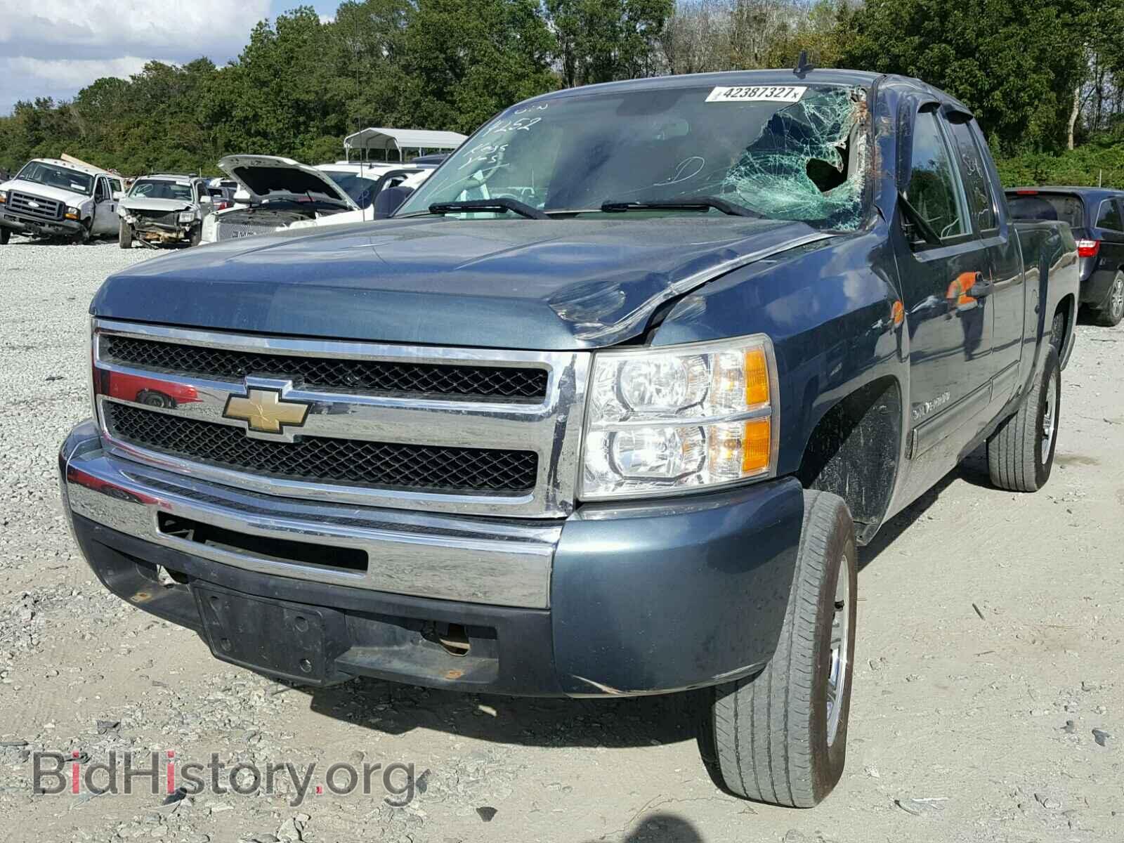 2010 CHEVROLET SILVERADO - VIN: 1GCSKREA0AZ284252 - Фото 2