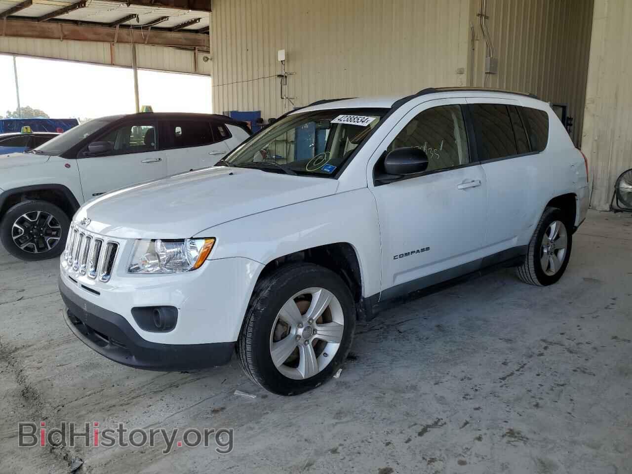 Photo 1J4NT1FA4BD195027 - JEEP COMPASS 2011