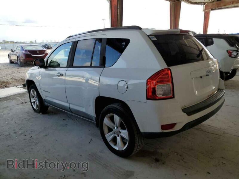 2011 Jeep COMPASS (VIN 1J4NT1FA4BD195027) — photo 2 of 12