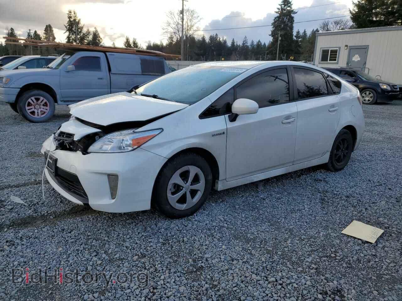 Фотография JTDKN3DU9F1932984 - TOYOTA PRIUS 2015