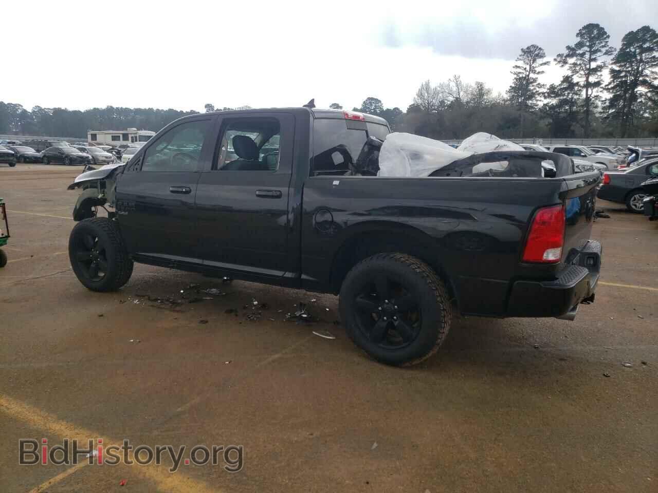 2019 RAM 1500 - VIN: 1C6RR7LT4KS579102 - Фото 2